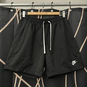 Black Nike shorts